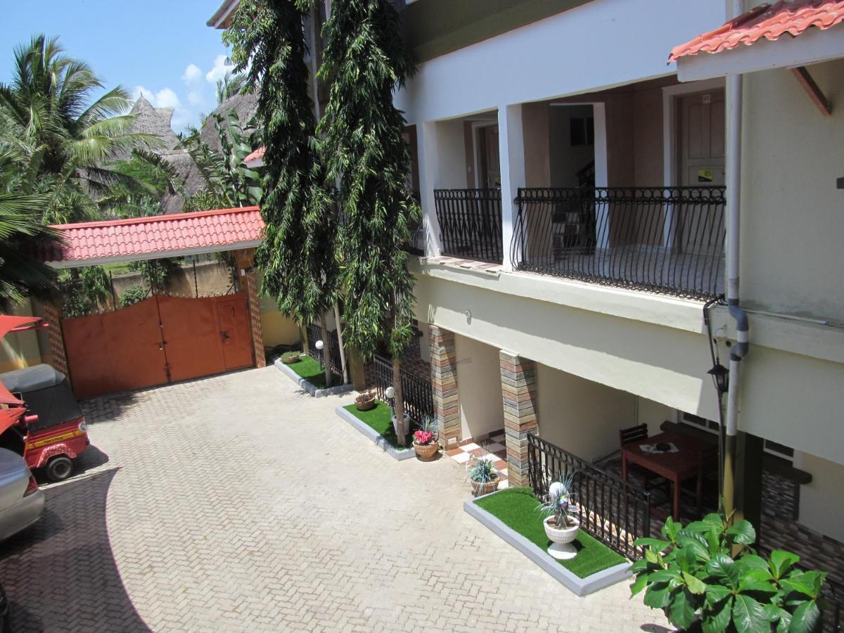 The Bright Star Resort Diani Beach Exterior photo